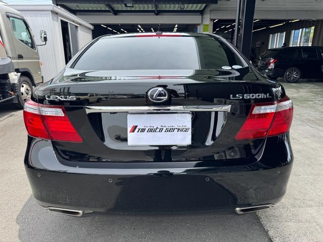 Lexus LS 2007-06 7816801-15