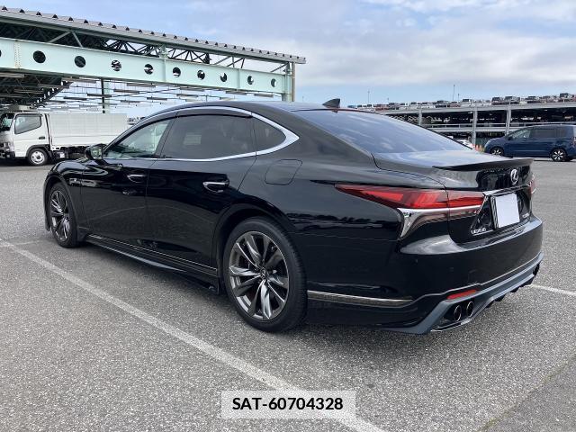 Lexus LS 2018-09 7818024-1