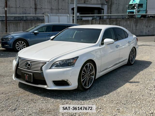 Lexus LS 2013-03 7818892-1
