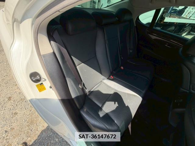 Lexus LS 2013-03 7818892-14