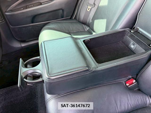 Lexus LS 2013-03 7818892-17
