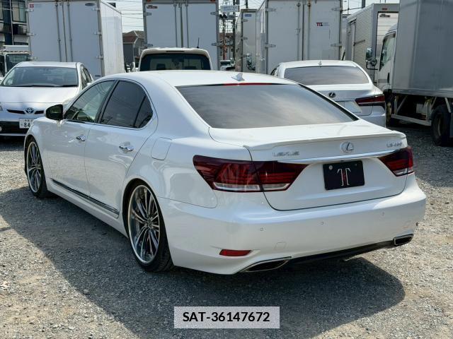 Lexus LS 2013-03 7818892-2