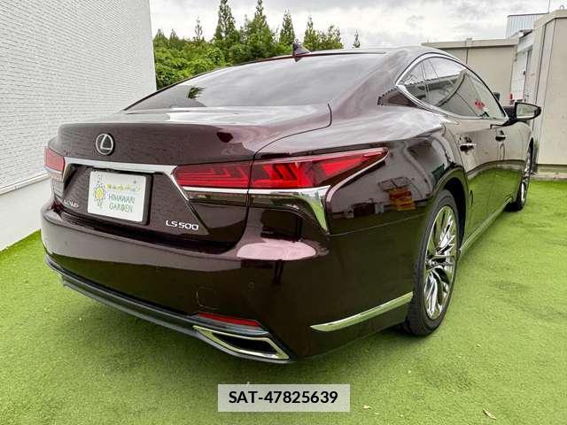 Lexus LS 2018-03 7819886-1