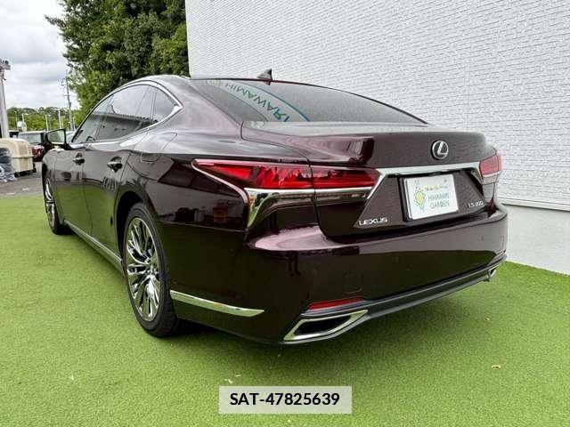 Lexus LS 2018-03 7819886-3