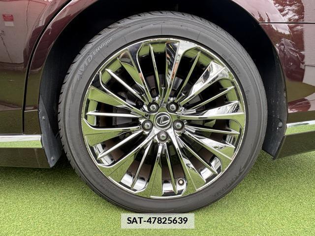 Lexus LS 2018-03 7819886-9