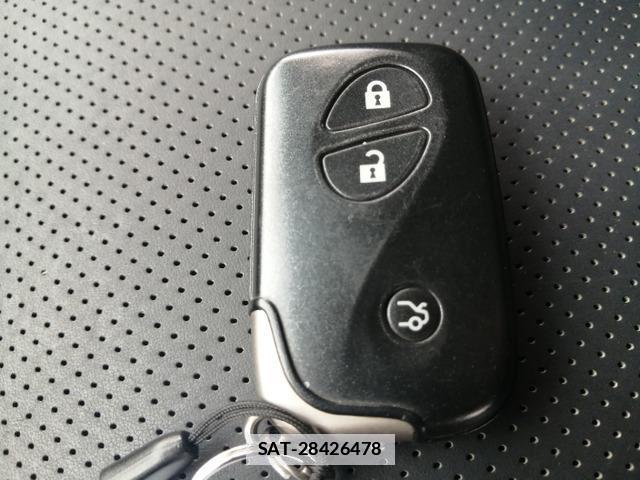 Lexus LS 2010-02 7819950-13