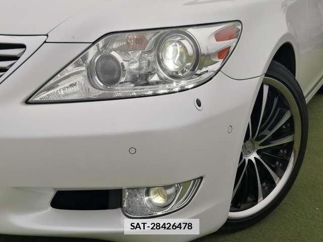 Lexus LS 2010-02 7819950-17