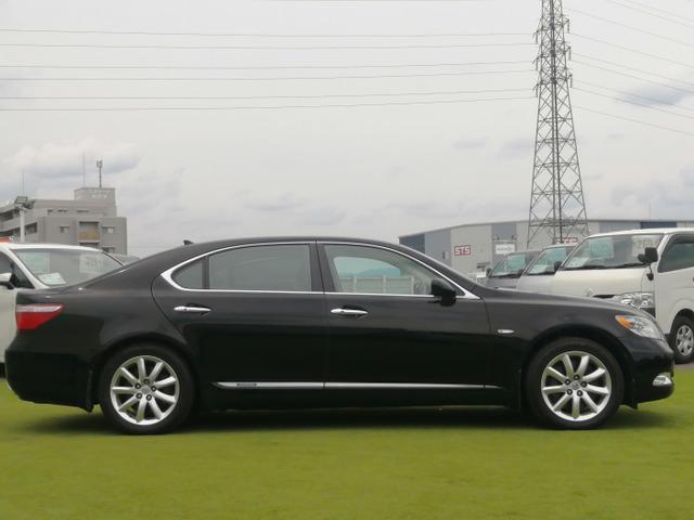 Lexus LS 2007-08 7819971-18