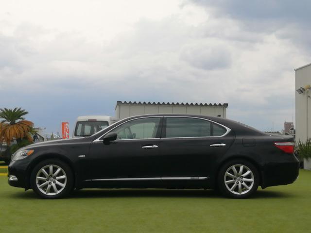 Lexus LS 2007-08 7819971-19