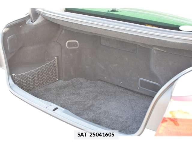 Lexus LS 2008-05 7820760-17