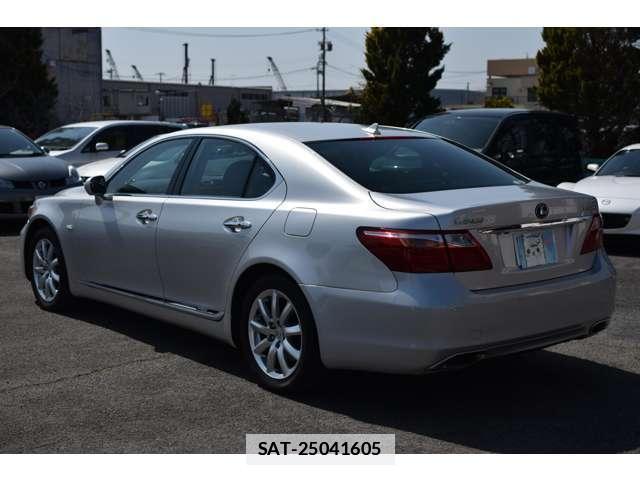 Lexus LS 2008-05 7820760-6