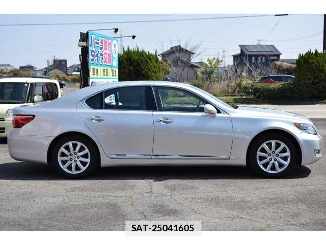 Lexus LS 2008-05 7820760-9
