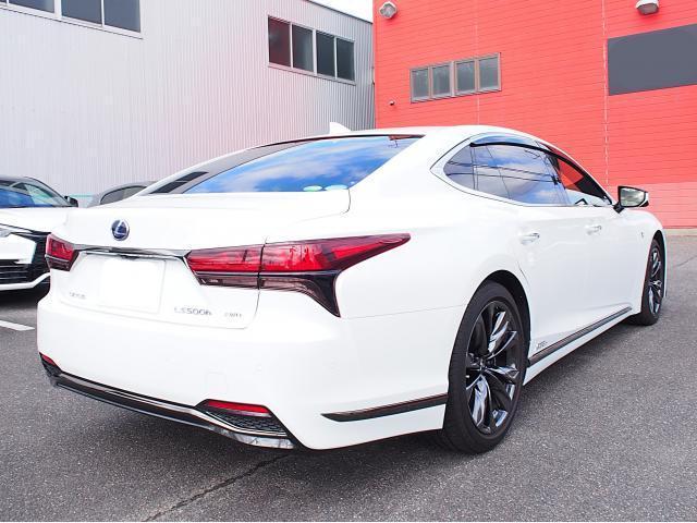 Lexus LS 2021-01 7822814-3