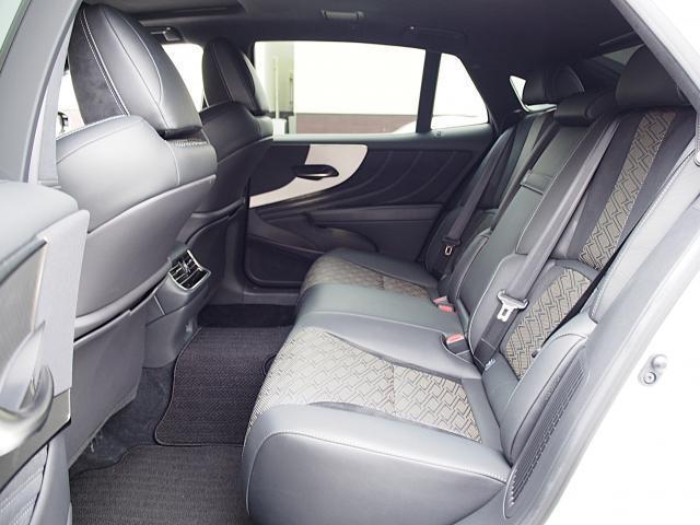 Lexus LS 2021-01 7822814-8