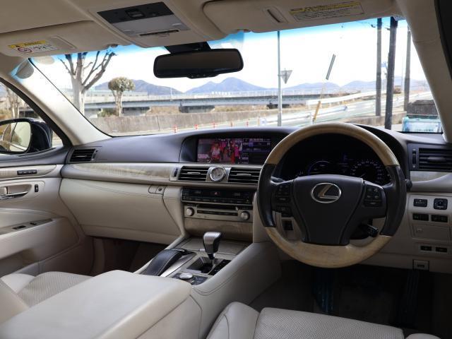 Lexus LS 2014-01 7822966-1