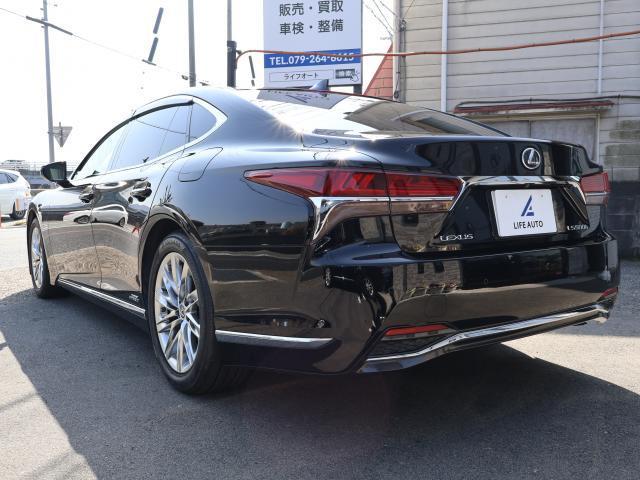 Lexus LS 2018-01 7822969-2