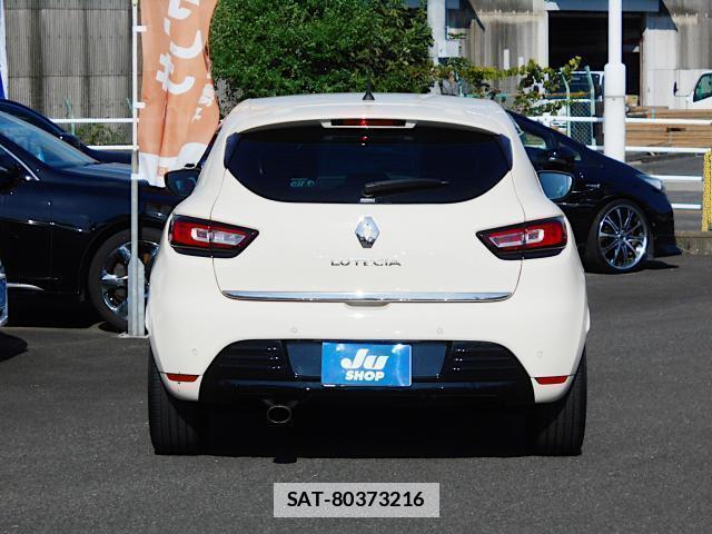 Renault LUTECIA 2017-07 7812033-1
