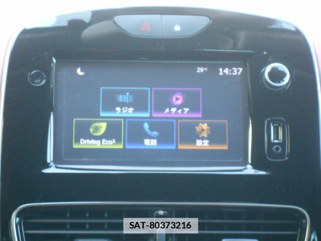 Renault LUTECIA 2017-07 7812033-5