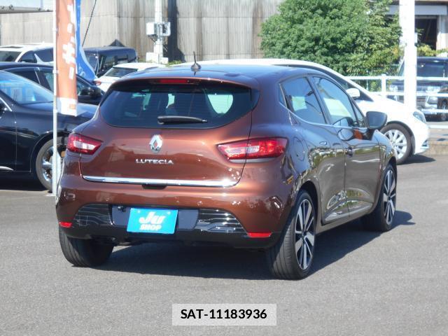 Renault LUTECIA 2015-12 7812038-13
