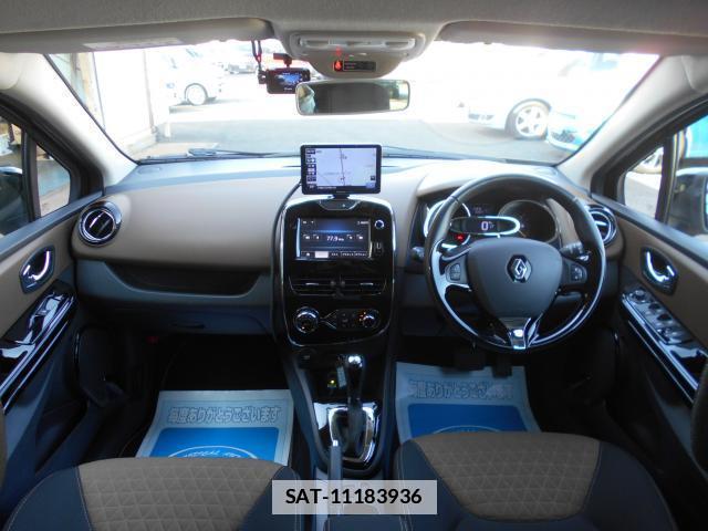 Renault LUTECIA 2015-12 7812038-2