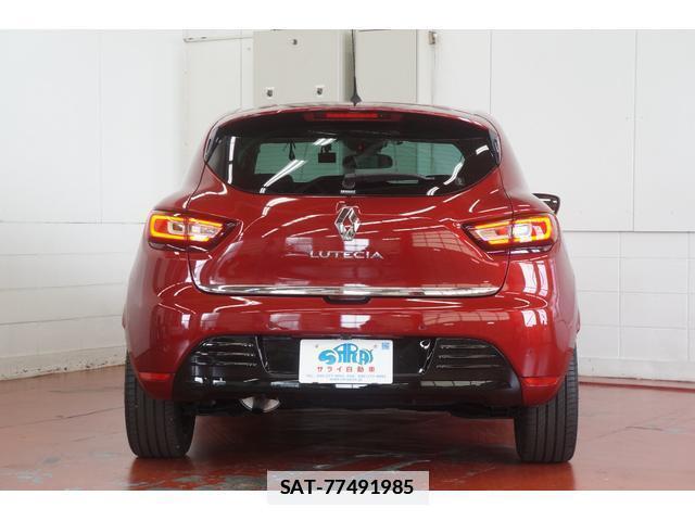 Renault LUTECIA 2018-03 7813577-10