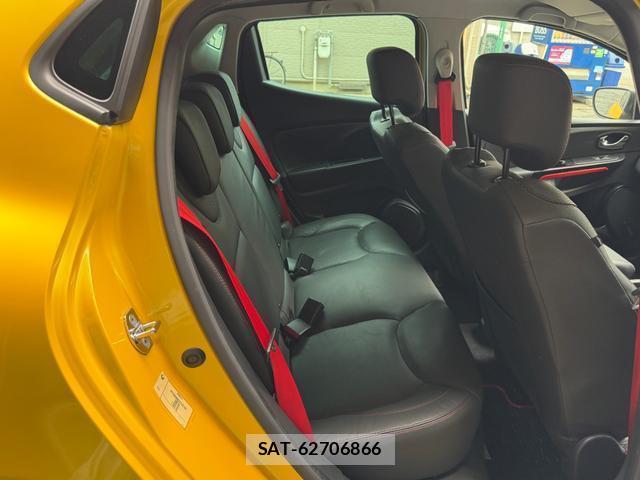 Renault LUTECIA 2015-03 7813744-12