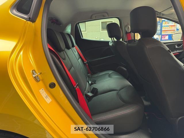 Renault LUTECIA 2015-03 7813744-15