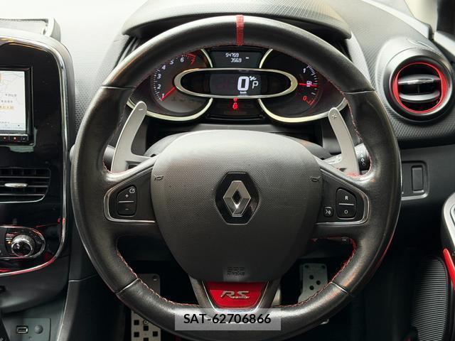 Renault LUTECIA 2015-03 7813744-16