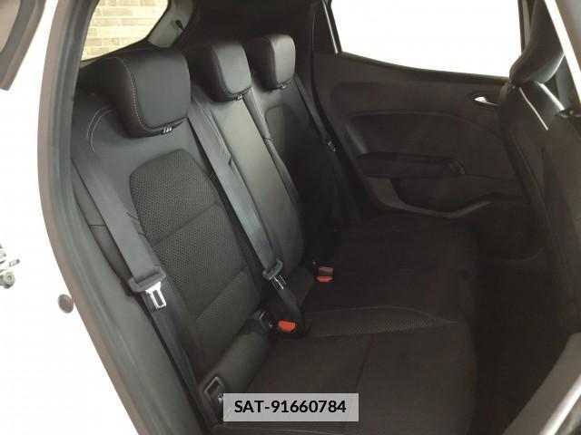 Renault LUTECIA 2021-07 7817806-10
