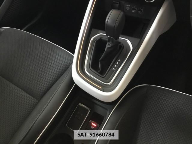 Renault LUTECIA 2021-07 7817806-15