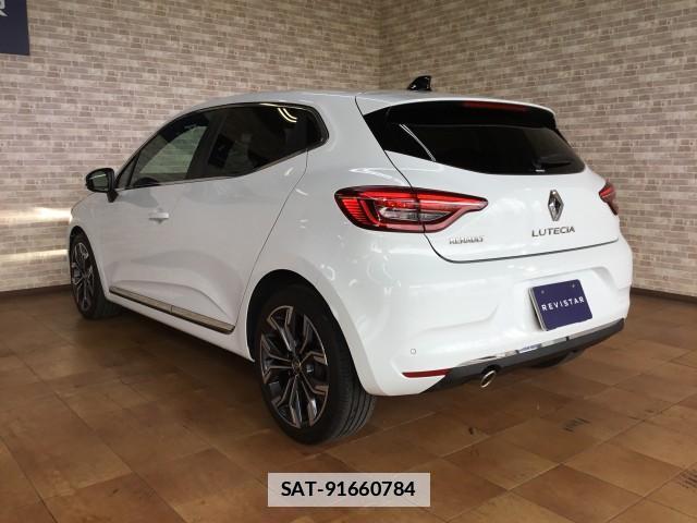 Renault LUTECIA 2021-07 7817806-5
