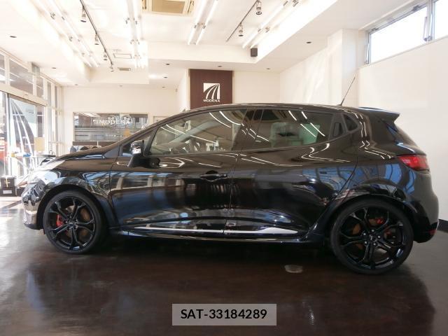 Renault LUTECIA 2014-08 7823320-12