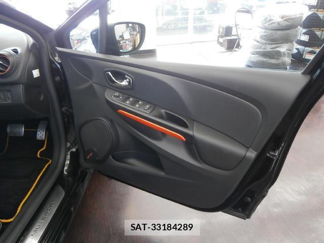 Renault LUTECIA 2014-08 7823320-14