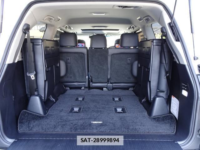 Lexus LX 2017-01 7812066-10