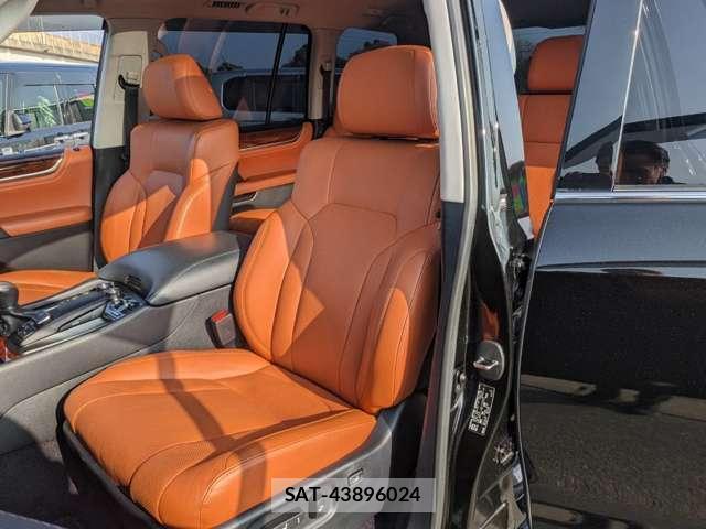 Lexus LX 2016-06 7812725-12