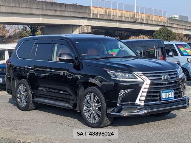 Lexus LX 2016-06 7812725-2
