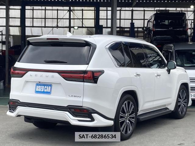 Lexus LX 2023-09 7812749-3