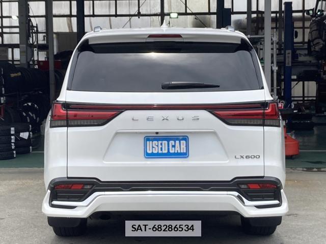 Lexus LX 2023-09 7812749-4