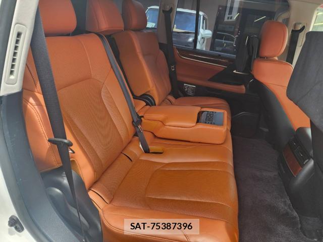 Lexus LX 2016-09 7813914-13