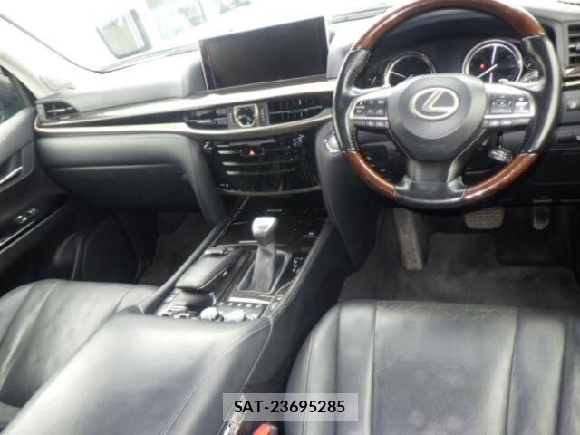 Lexus LX 2015-11 7814067-5