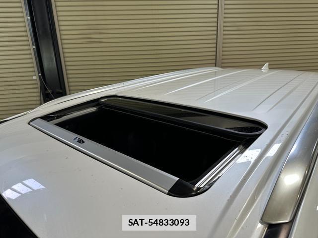 Lexus LX 2022-04 7814129-2