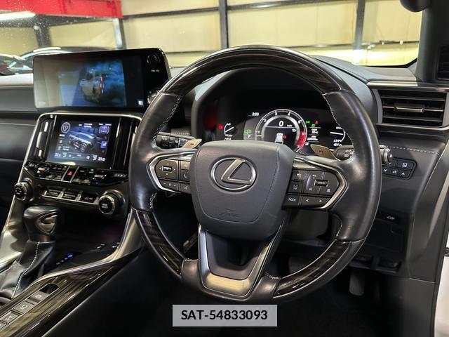 Lexus LX 2022-04 7814129-8
