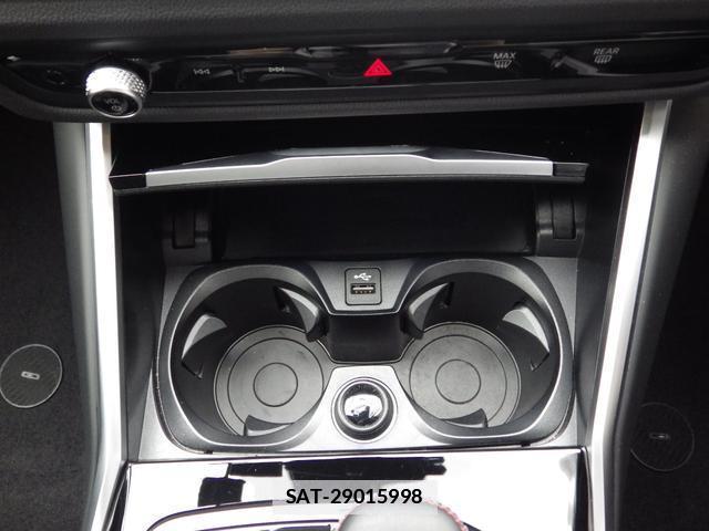 Bmw M4 2023-11 7823117-18