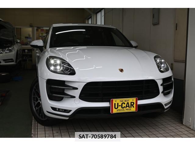 Porsche MACAN 2015-06 7812801-0