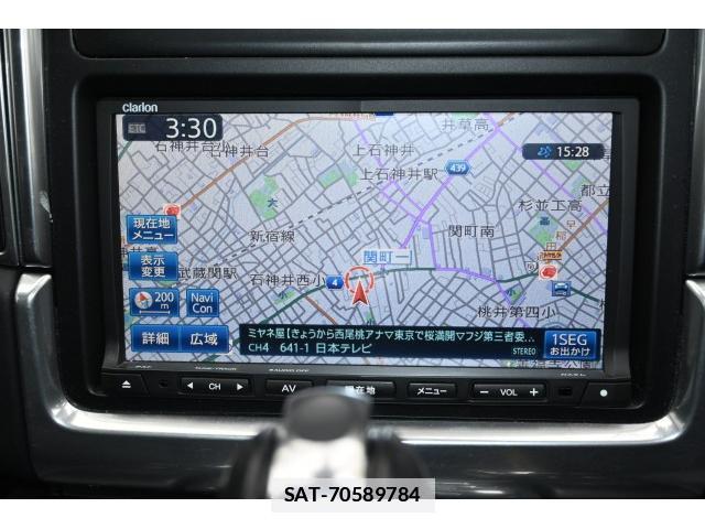 Porsche MACAN 2015-06 7812801-4