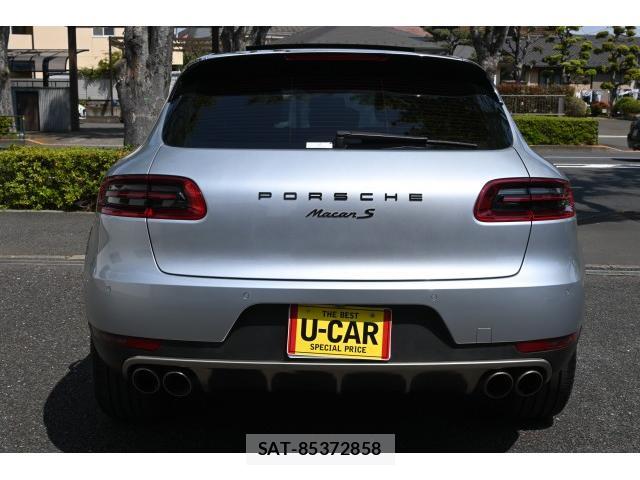 Porsche MACAN 2014-11 7812802-1