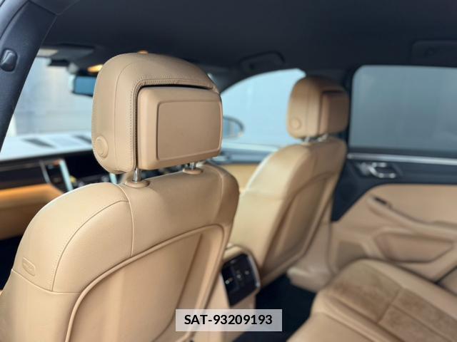 Porsche MACAN 2018-03 7816877-13