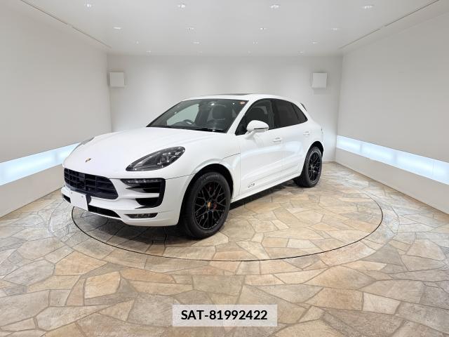 Porsche MACAN 2018-05 7817717-0