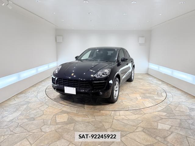 Porsche MACAN 2015-07 7817740-0
