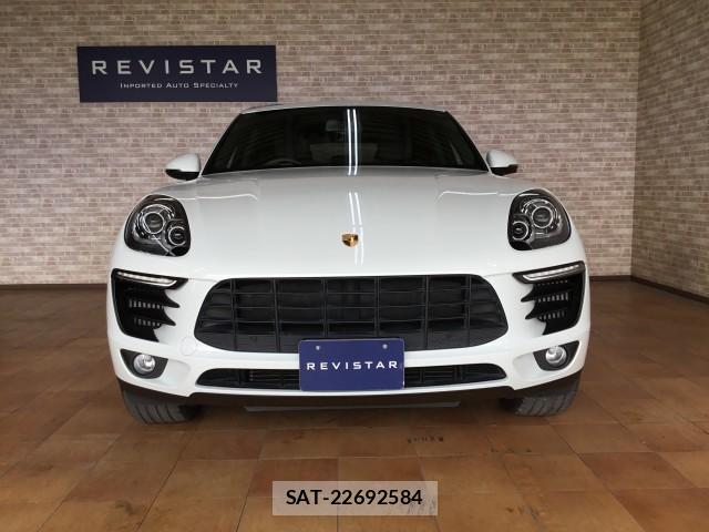 Porsche MACAN 2015-09 7817862-2